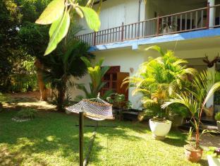 Pearl Villa Unawatuna Exterior photo